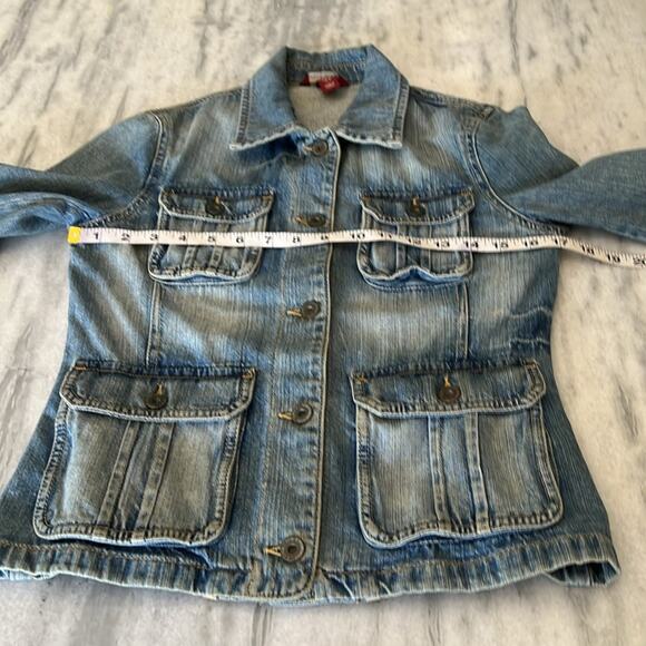 H&M LOGG Women's Denim Jacket Size 6 Distressed Blazer Pockets Utility - Picture 9 of 12